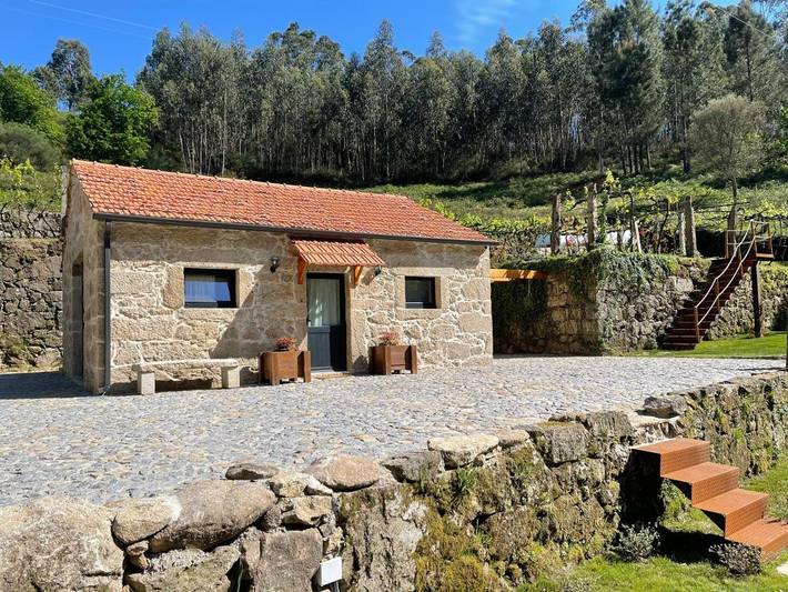 Location de vacances pour 3 personnes, avec Terrasse et Jardin ainsi que Piscine et Vue dans Facha - 4
