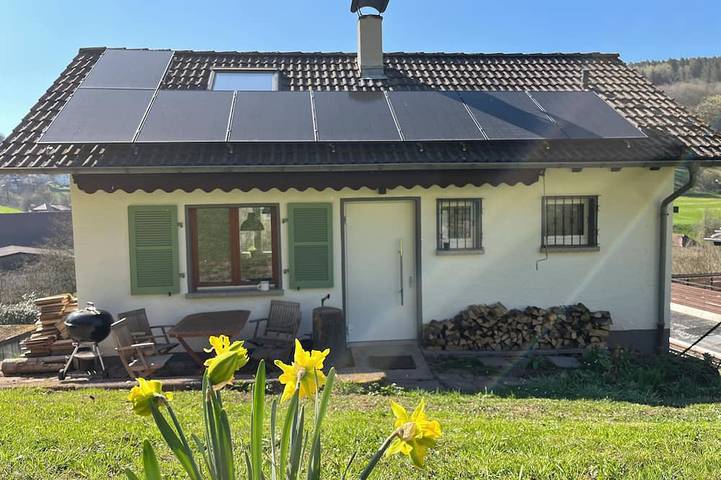 Ferienhaus für 4 Personen, mit Garten und Terrasse