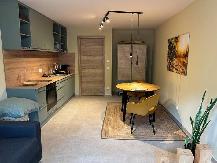Ferienwohnung für 2 Personen, mit Terrasse und Ausblick in Frickenhausen am Main