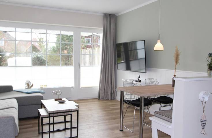 Ganze Wohnung, Hochwertig eingerichtetes Ferienappartement im Erd- und Untergeschoss in Wenningstedt in Wenningstedt, Sylt