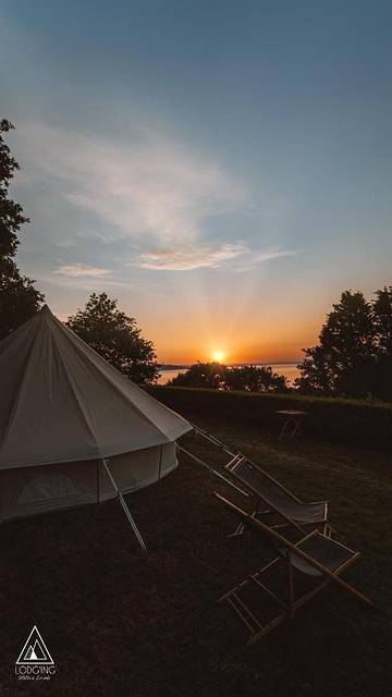 Tente pour 4 personnes, avec vue et jardin en Bretagne