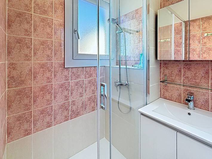 Appartement entier, Confortable appartement proche du Port Guillaume pour 4 avec animaux admis in Dives-sur-Mer, Région de Lisieux