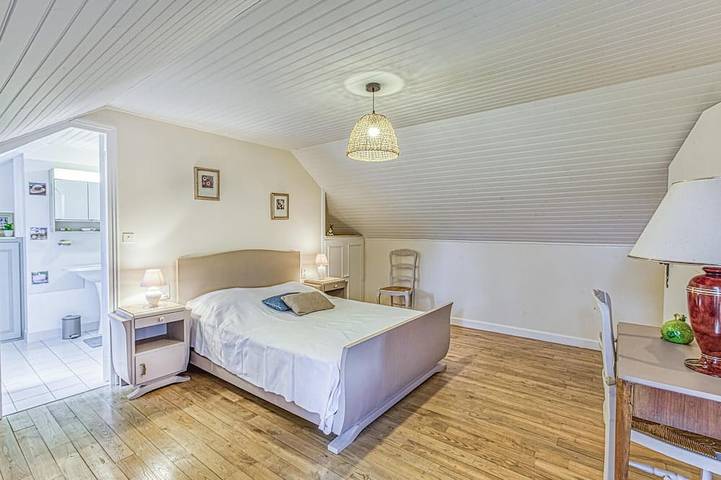 Location de vacances pour 7 personnes, animaux acceptés à Pierrefiche - 4