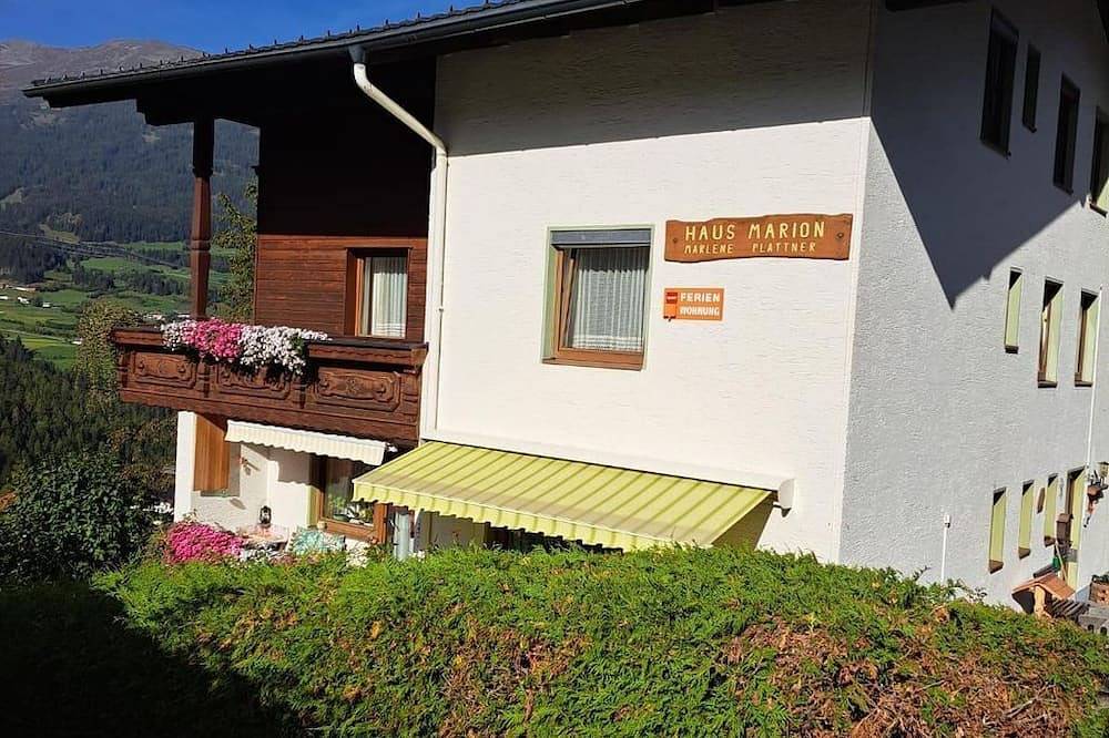 Geheel appartement, Haus Marion - Ferienwohnung in Jerzens, Bezirk Imst