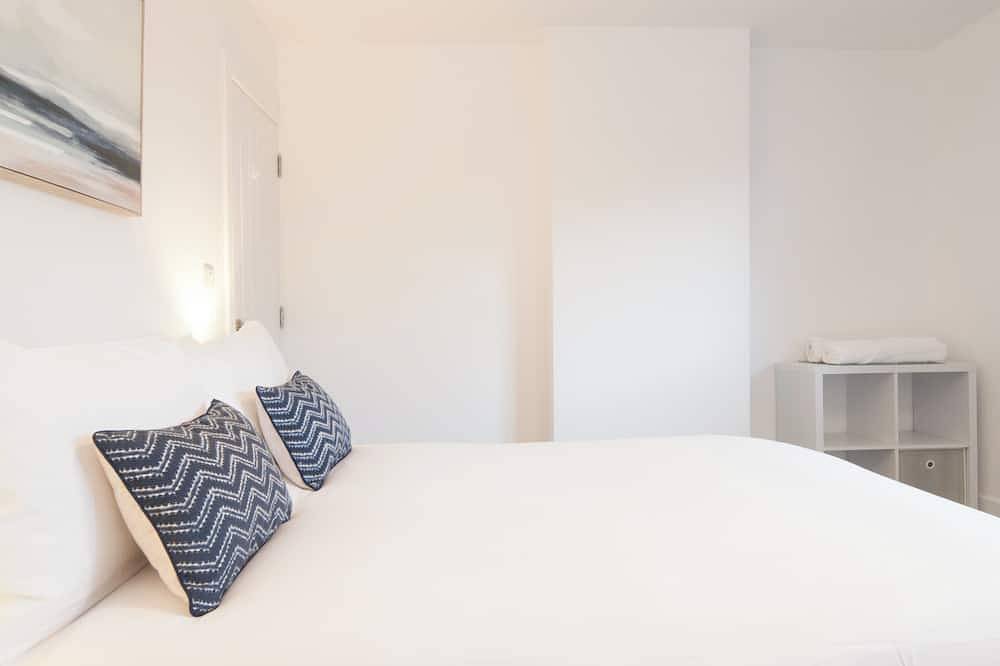The Spitfire - Newly renovated 3-bed house in Cheltenham in Cheltenham, Gloucestershire