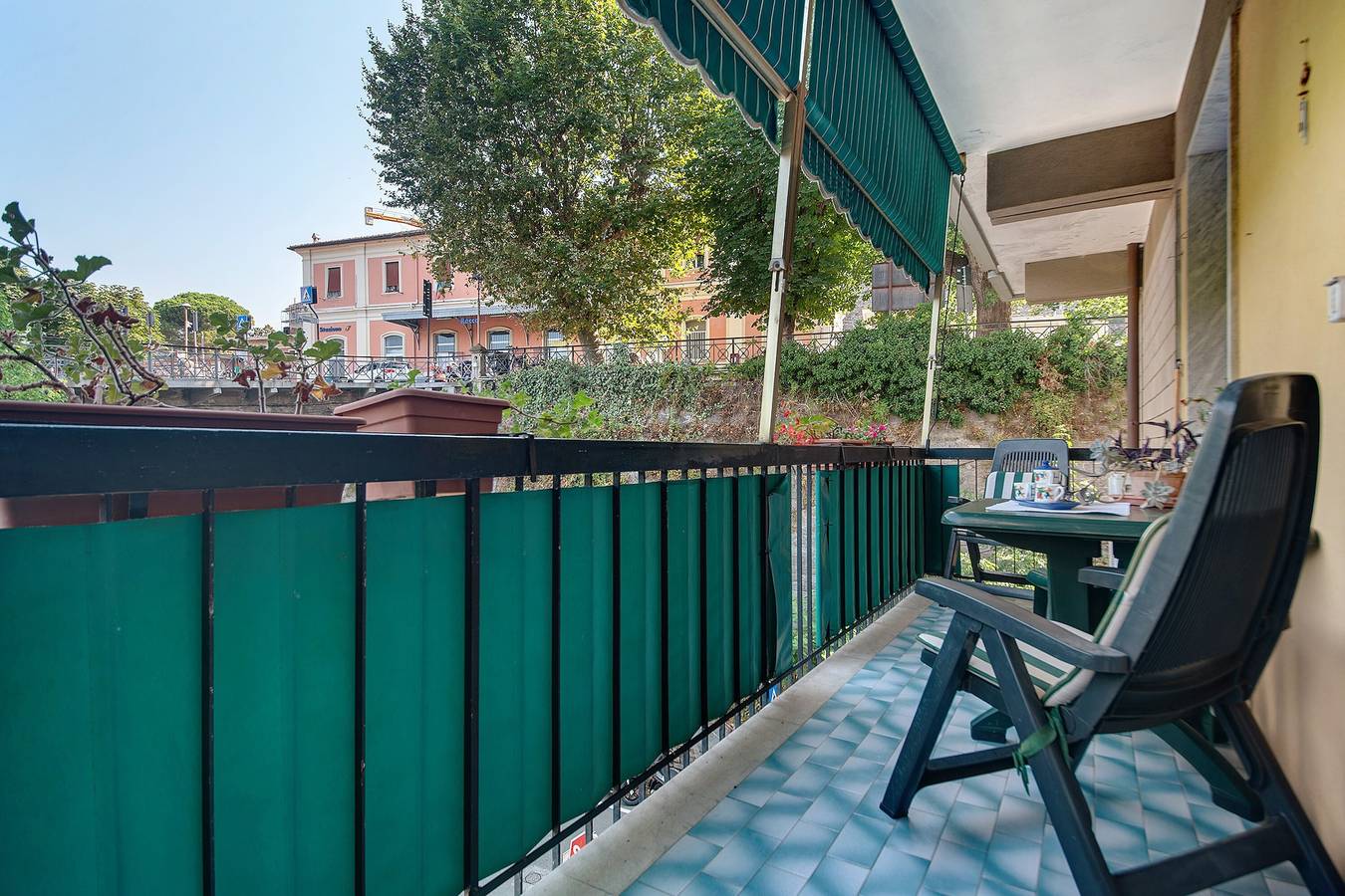 Appartamento intero, Appartamento 'A Dream' con balcone, Wi-Fi e aria condizionata in Recco, Riviera di Levante