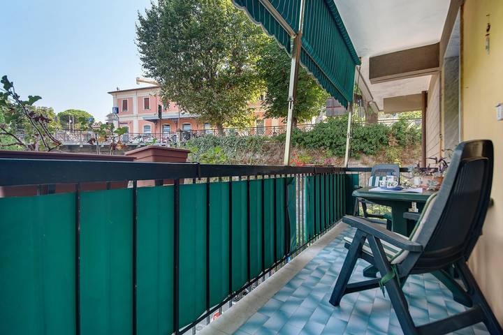 Entire apartment, Apartment 'A Dream' with Balcony, Wi-Fi and Air Conditioning in Recco, Riviera di Levante