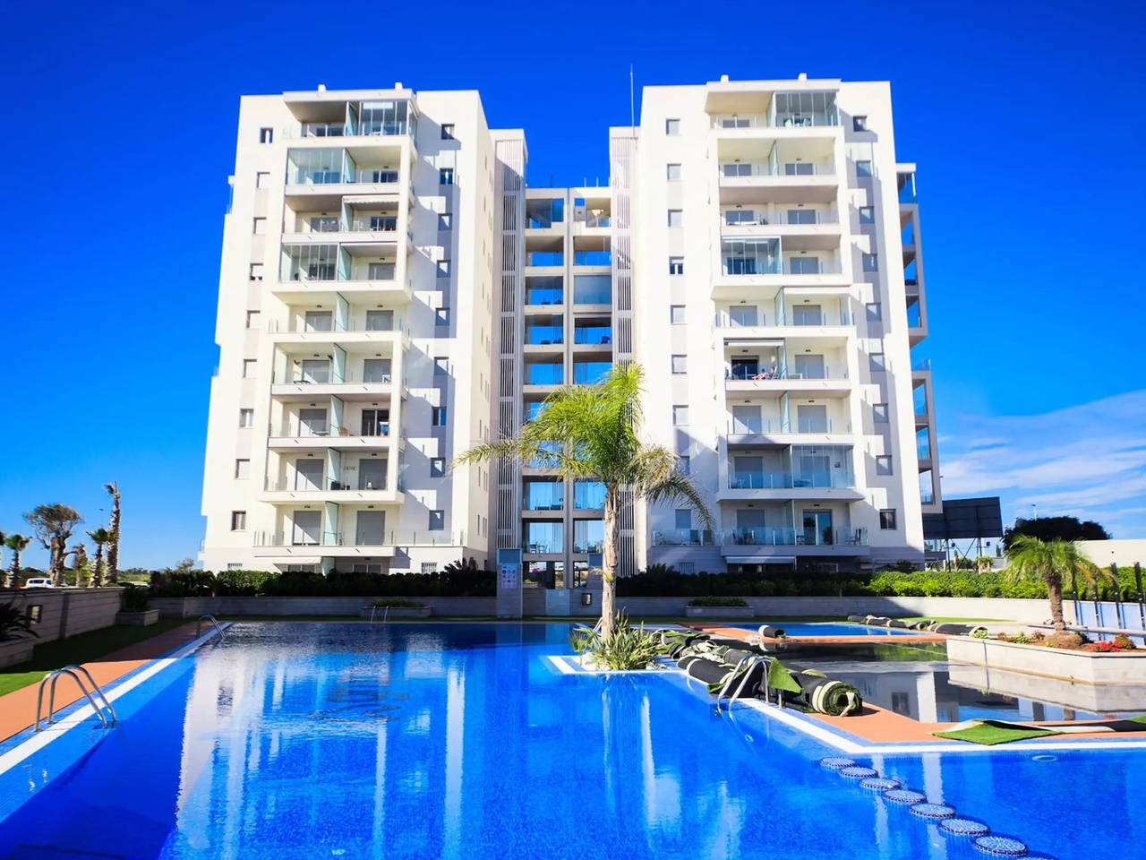 Apartamento entero, 3 estancias 4 Personas in Torrevieja, Costa Blanca