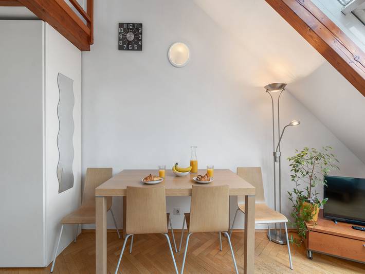 Ganze Wohnung, O21 in Nové Město (Praha), Prag