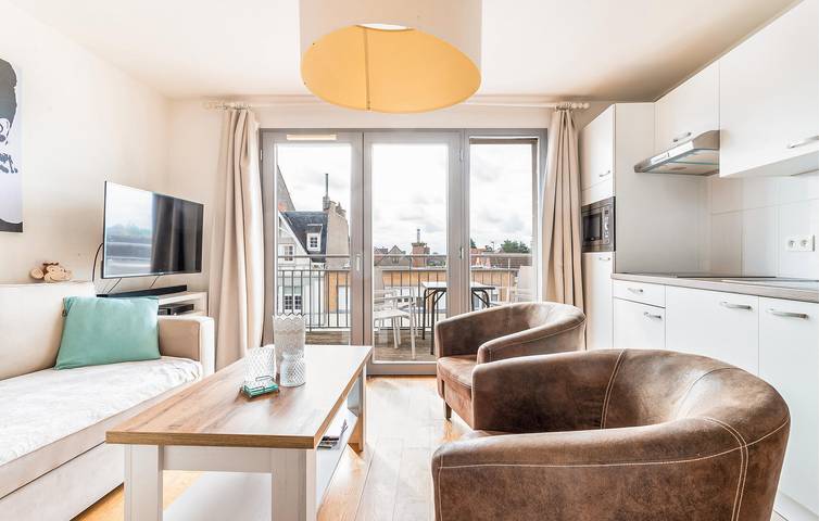 Ganze Ferienwohnung, Gemütliche Wohnung mit WiFi, TV und Parkplatz in der Nähe von Plage de Zuydcoote in Bray-Dunes, Flanderns Dünenküste