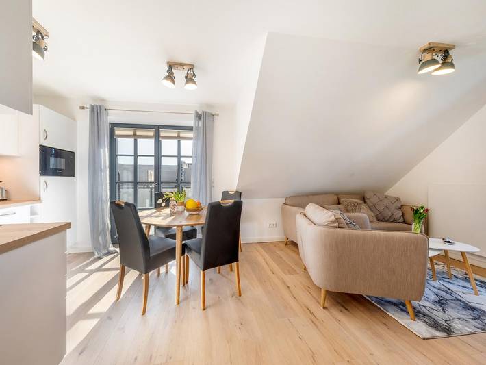 Ganze Wohnung, Modernes Ferienhaus Sommerwiese Mohnblume in Zingst nahe der Ostsee genießen in Zingst, Fischland - Darß - Zingst