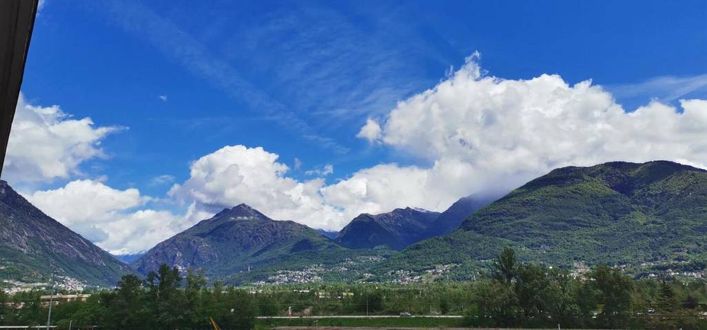 Chambre d’hôte pour 2 personnes, avec vue et terrasse, animaux acceptés dans Domodossola - 2