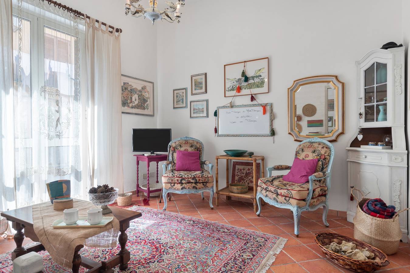 Casina di Marnie Apartment with Private Terrace and Wi-Fi in Balestrate, Palermo Province