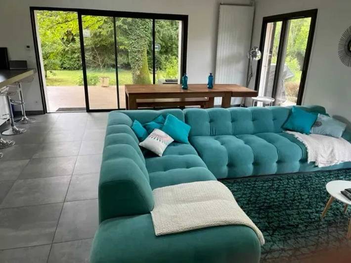 Charmantes Haus in Savigny-sur-Clairis mit Pool und Sauna. in Savigny-sur-Clairis, Yonne