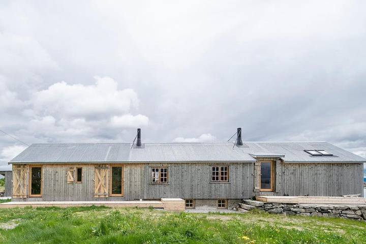 Ferienwohnung für 2 Personen, mit Garten und Ausblick sowie Terrasse auf den Lofoten