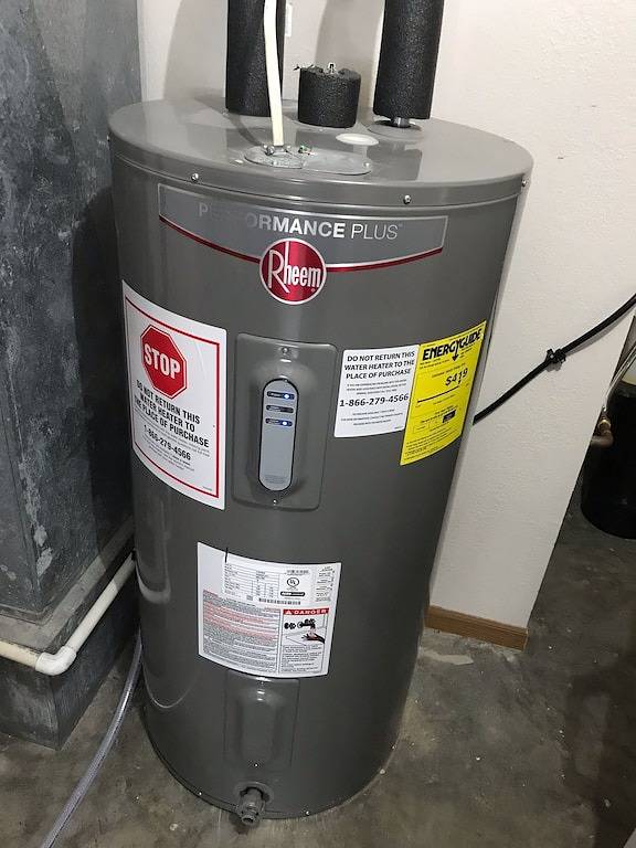 Vacation House for 8 Guests in Lake of the Ozarks, Ozark Mountains