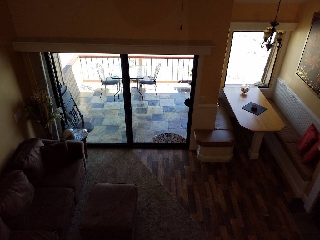 Ganze Wohnung, Atemberaubende und komplett renovierte Eigentumswohnung am Strand in Cayucos, San Luis Obispo County