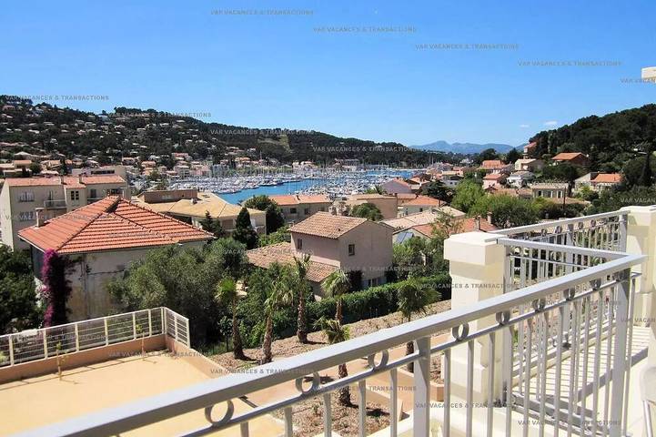 Gîte pour 6 personnes, avec Balcon dans Office De Tourisme De Saint Mandrier