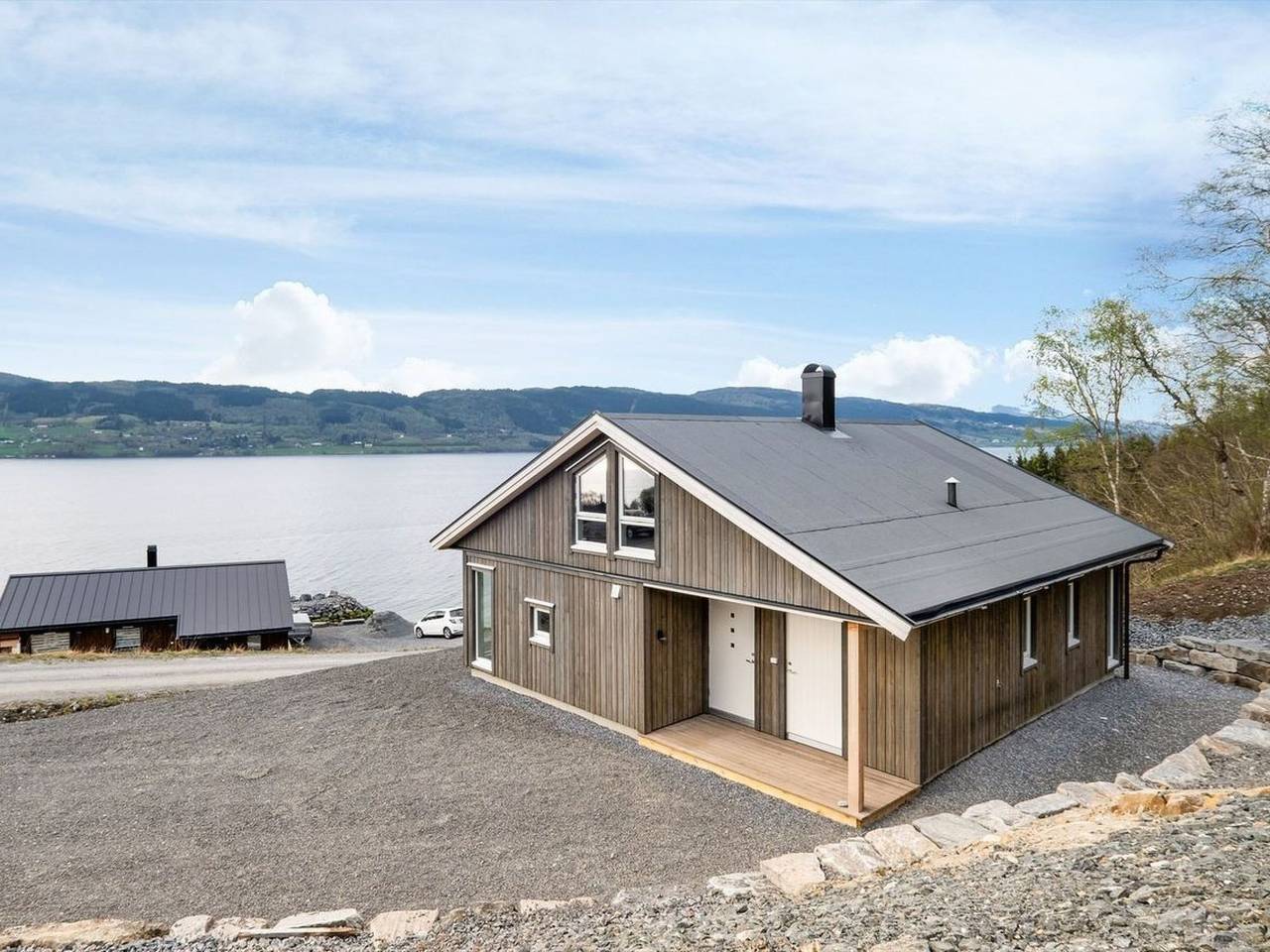 Blockhaus am Fjord in Gjemnes, Nördliches Fjordnorwegen
