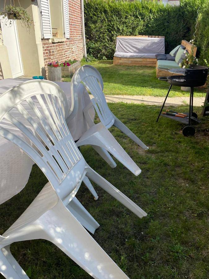 L’ancienne étable, gîtes 6 personnes in Villers-Bretonneux, Région d'Amiens