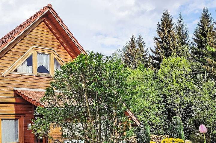 Ferienhaus für 6 Personen, mit Balkon und Sauna in Philippsreut