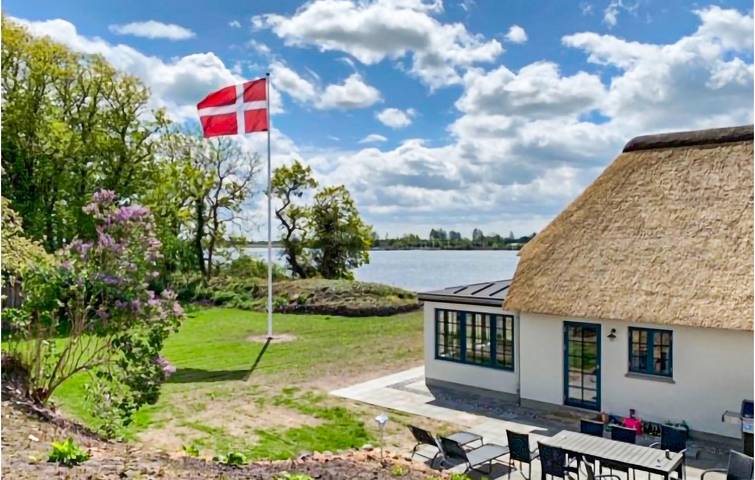 Ferienhaus für 6 Personen, mit Terrasse und Whirlpool sowie Sauna in Otterup