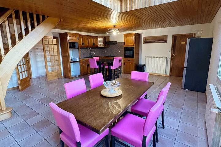 Gîte pour 6 personnes, avec jardin à Saint-Sauveur-de-Peyre
