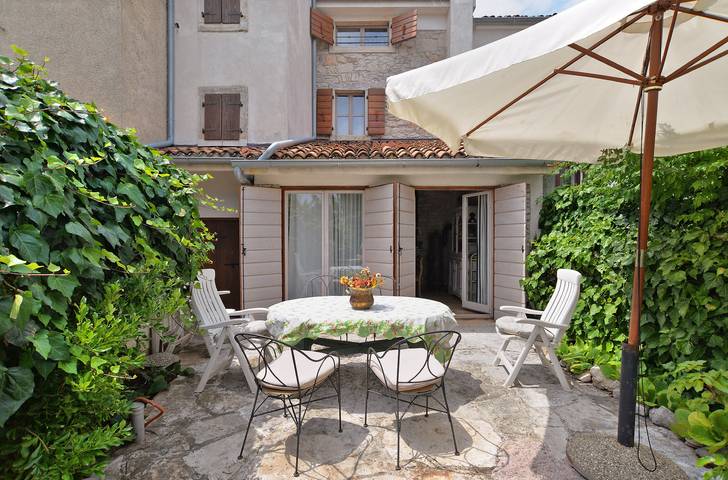 Ferienhaus für 5 Personen mit Terrasse in Pula-Medulin, Ližnjan