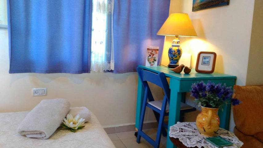 Gîte pour 2 personnes, avec jacuzzi ainsi que piscine et jardin dans Cesaree - 4