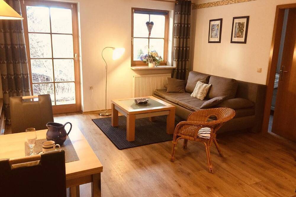 Ganze Wohnung, Ferienwohnung (48qm) mit Terrasse in Arnbruck, Ostbayern