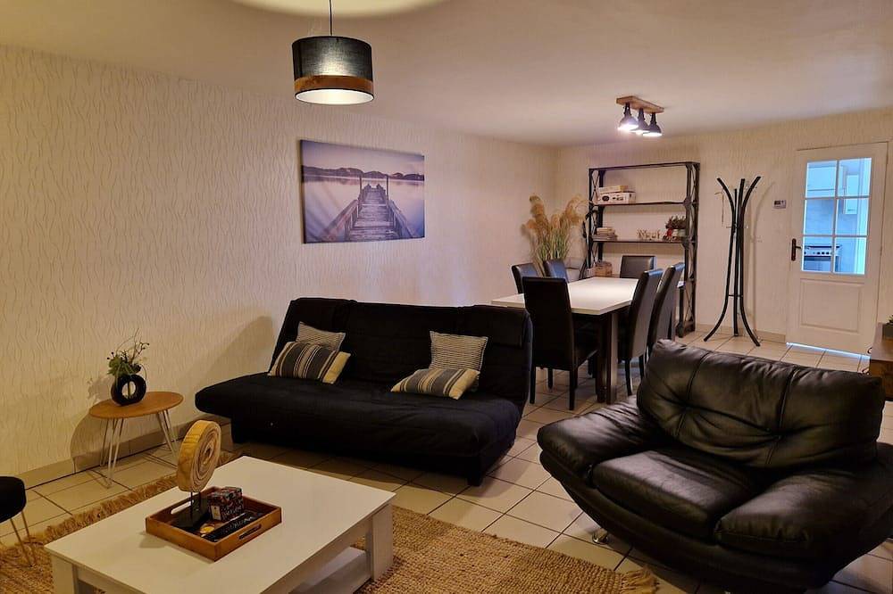 Maison calme avec 3 chambres, proche centre-ville Lunéville & gare, accès facile à Nancy in Lunéville, Région de Lunéville