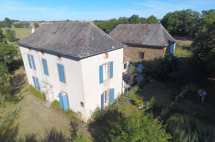 Location de vacances pour 2 personnes, avec terrasse ainsi que jardin et vue à Mirandol-Bourgnounac - 2