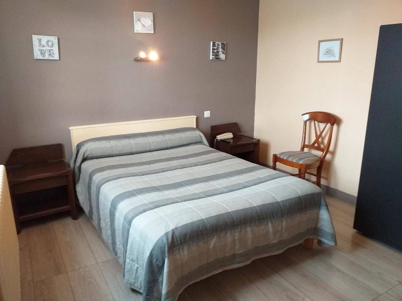 Hôtel le Lion d'Or Hotel Autonome in Salbris, Sologne