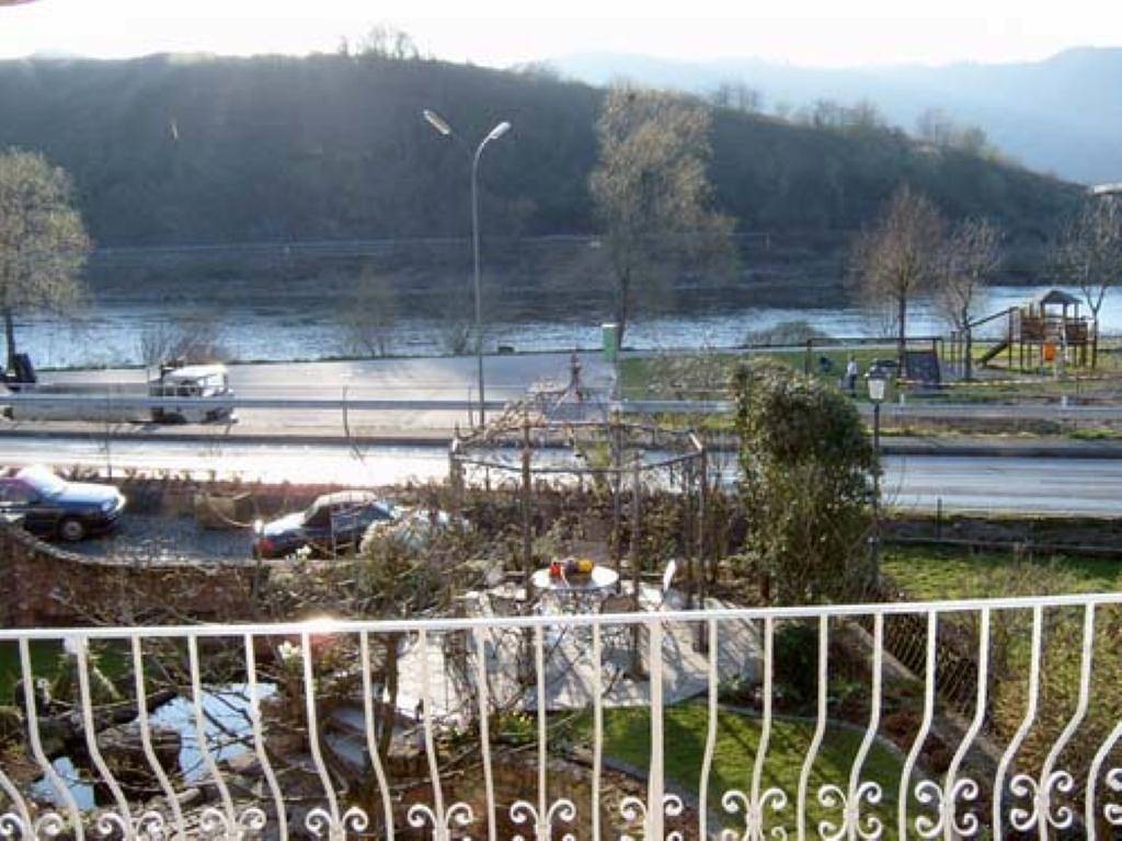 Ganze Ferienwohnung, 2-Bettwohnung,  Sonnenblume in Neef, Cochem-Zell