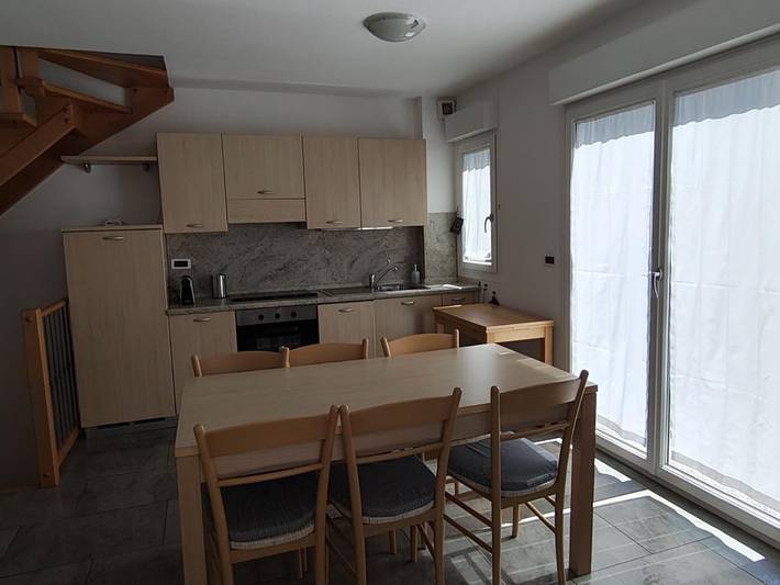 Gîte pour 5 personnes, avec terrasse et vue, animaux acceptés dans Carnolès - 3