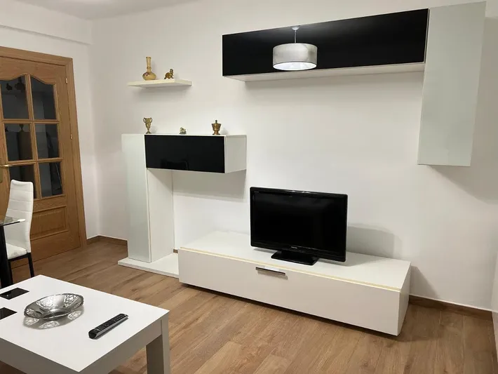 Apartamento de vacaciones para 7 personas, con vistas y balcón - 1