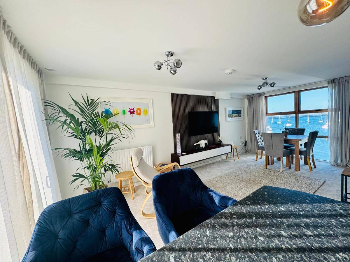 Entire apartment, One-Bedroom Apartment in Holyhead, Isle of Anglesey