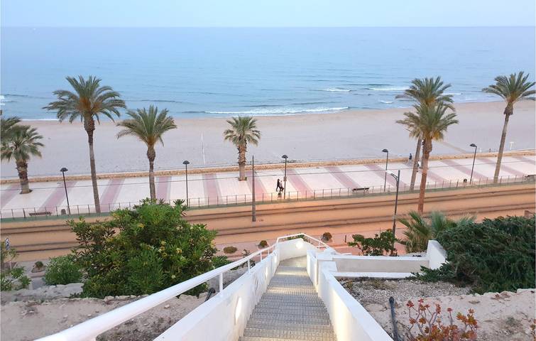 Appartamento per 4 persone, con Terrazza e Piscina a El Campello