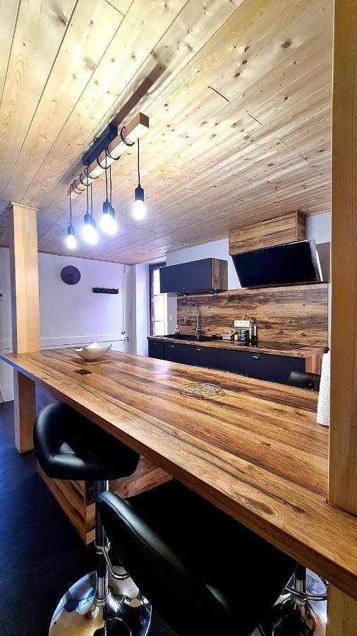 Two-Bedroom House in Nonette, Région de Besse-et-Saint-Anastaise
