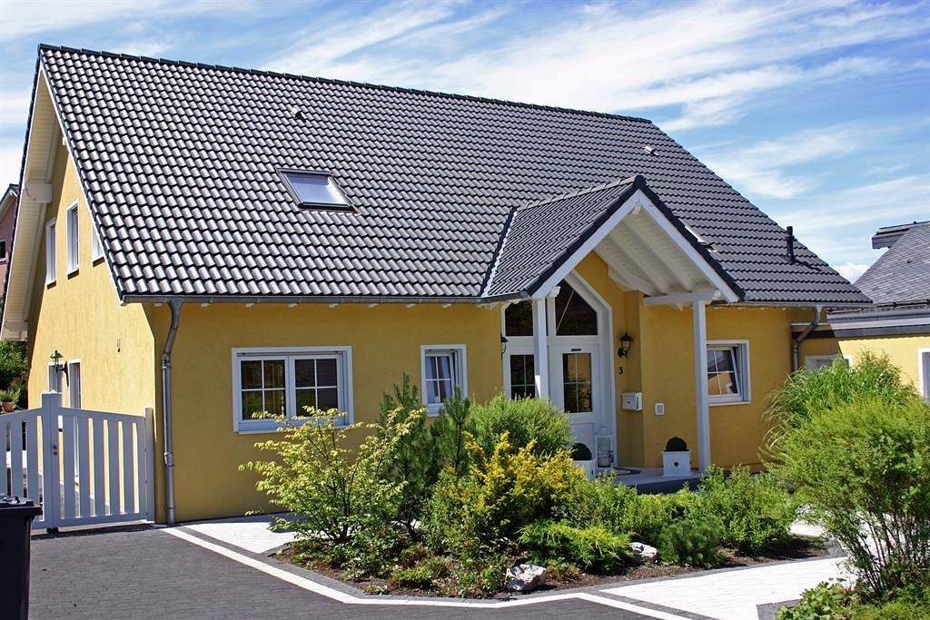 Ganze Ferienwohnung, 4-Bett-Ferienwohnung mit Balkon in Gerolstein, Vulkaneifel