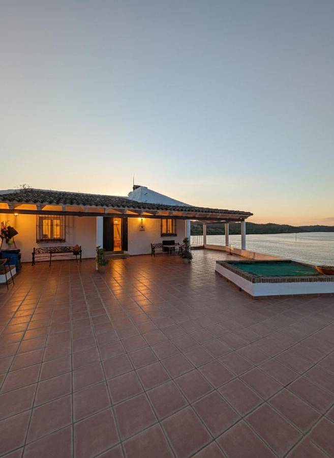Casa rural para 6 personas, con Balcón y Terraza además de Jardín y Vistas al lago en Ayamonte