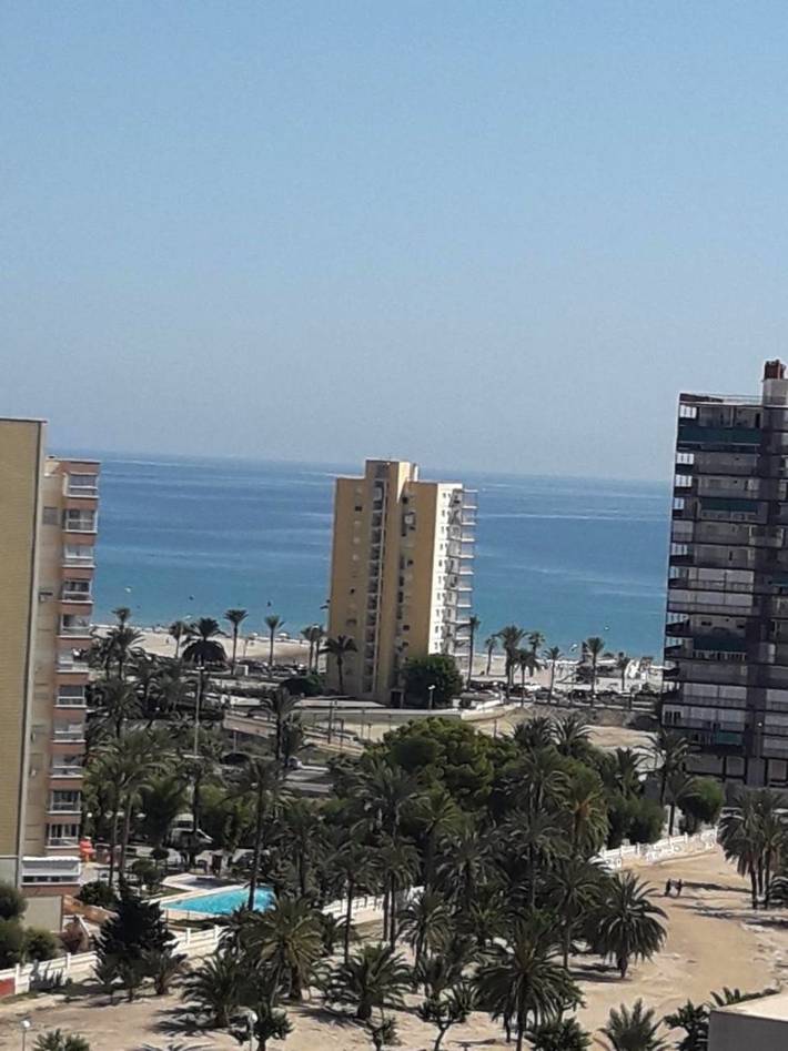 Location de vacances pour 2 personnes, avec piscine et jardin ainsi que vue et bassin pour enfant à Alicante
