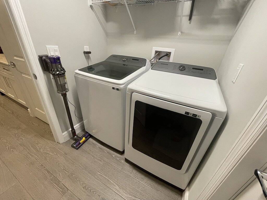 Joyful 4 bed 2 bath home in the beautiful Port St.Lucie in Port St. Lucie, St. Lucie County