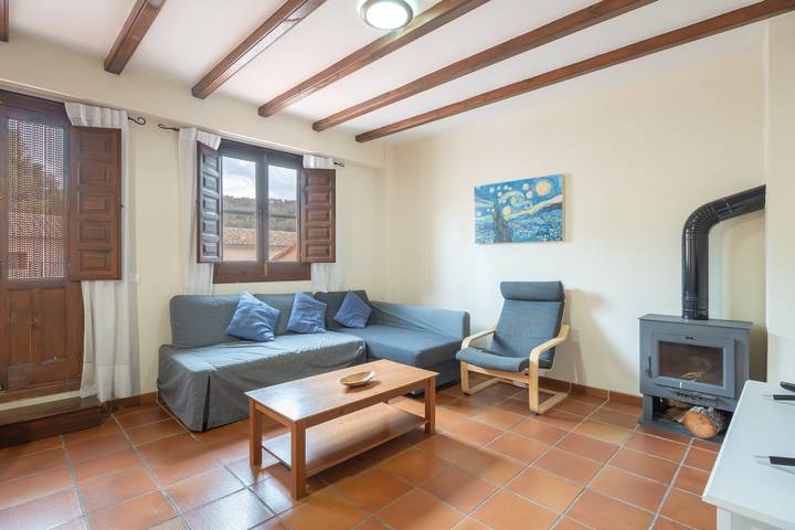 Apartamento entero, Apartamento 'Casa Pablo' con vistas a la montaña, piscina compartida y jardín compartido in Altura (España), Provincia de Castellón