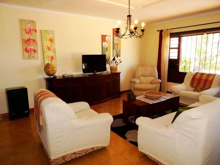 Casa rural para 6 personas, con jardín además de vistas y piscina en Mácher - 4