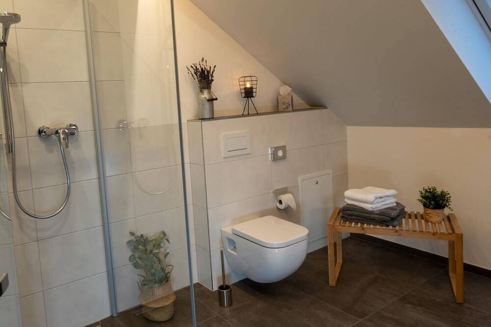 Ganze Wohnung, 2-Bett-Ferienwohnung Harmonie - Landhaus Bachglück, Ferienwohnungen in Zülpich, Rheinland