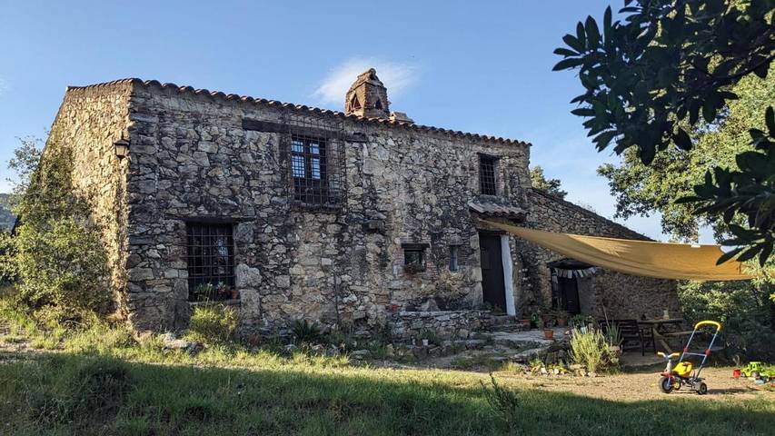 Casa rural para 4 personas, con vistas y terraza además de jardín y piscina en Valles Oriental - 3