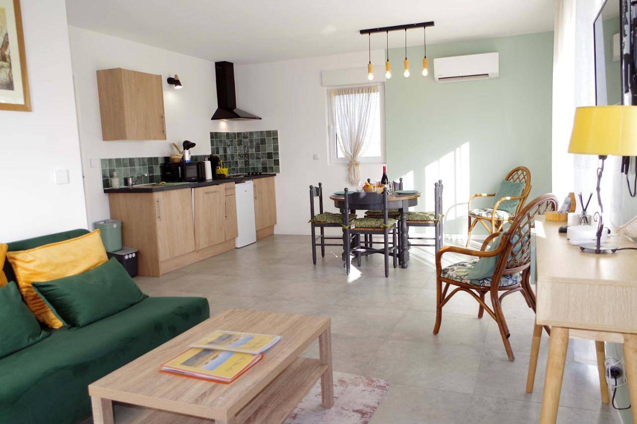 Appartement entier, Les Blés d'Or - Parking privé, Terrasse, Clim, Netflix, Au Calme in Hem-Lenglet, Département Nord