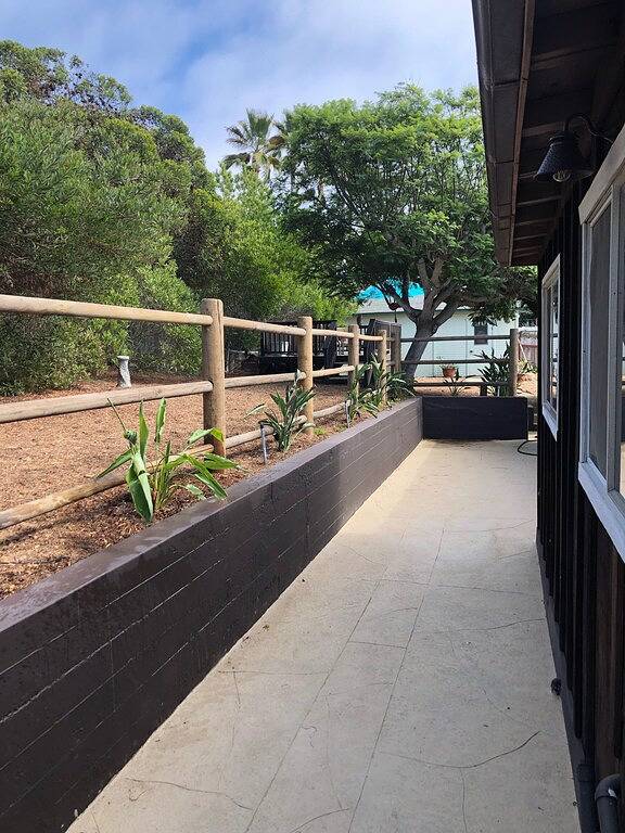 Private, vintage 2bd/2ba, 1/3 acre lot, ocean views, amazing sunsets! in Encinitas, San Diego County