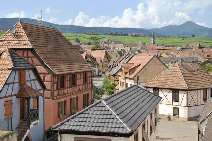 Gîte pour 10 personnes, avec Terrasse à Beblenheim